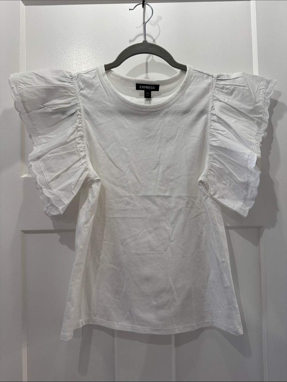 NWT Express White Ruffle Sleeve Tee - Short Sleeve Feminine Top Size XSmall